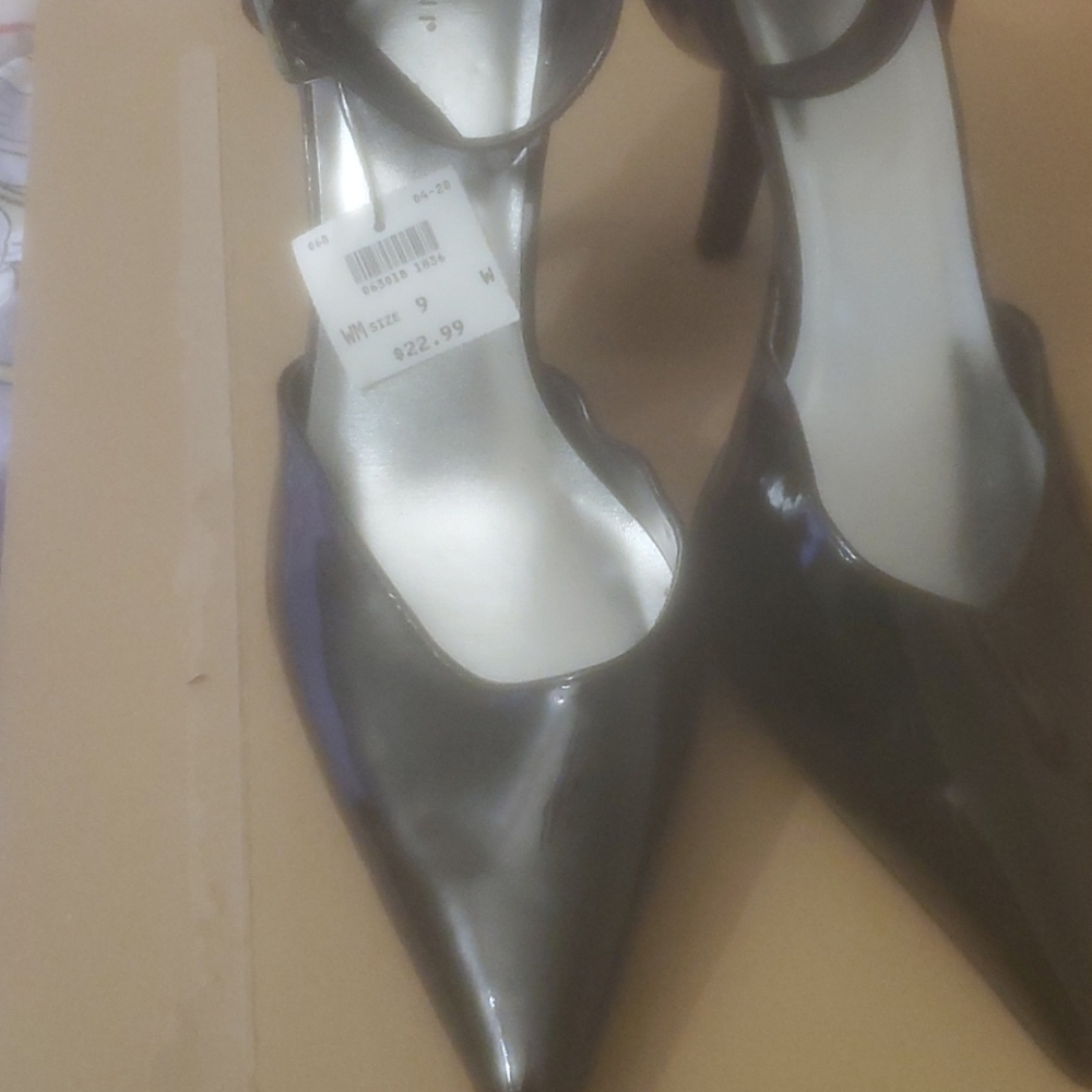 Black patent leather style heels